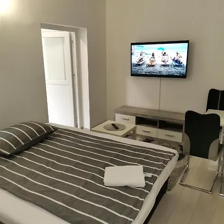 Apartments Petrova170 Zagabria Esterno foto
