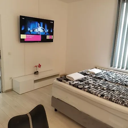 Apartments Petrova170 Zagabria Esterno foto
