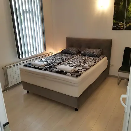 Apartments Petrova170 Zagabria Esterno foto